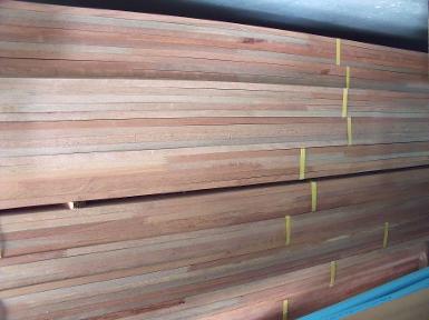 ไม้โครงตู้ ยางแดงลาวจ้อย ยาว 250ซม. มีความตรง สวย นำไปใช้งาานสะดวก ราคาไม่แพง ไม้โครงตู้ ยางแดงลาวจ้อย ยาว 250ซม. มีความตรง สวย นำไปใช้งาานสะดวก ราคาไม่แพง