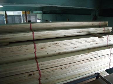 ไม้โครงตู้ สนไม่จ้อย ยาว 240ซม. คุณภาพเหมาะสมกับราคา ไม้โครงตู้ สนไม่จ้อย ยาว 240ซม. คุณภาพเหมาะสมกับราคา